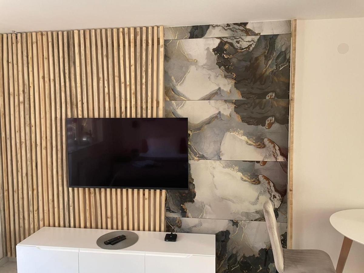 Apartman Afrodita Lux 1 Ni المظهر الخارجي الصورة